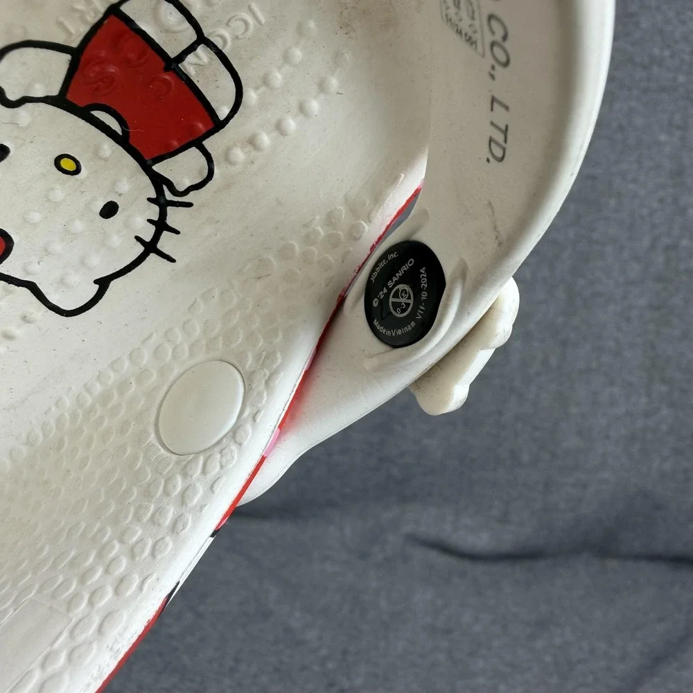 Crocs Hello Kitty Kuromi Clog Sandals Girls Size 11 C Red Polka Dot Print Anime - Picture 5 of 13